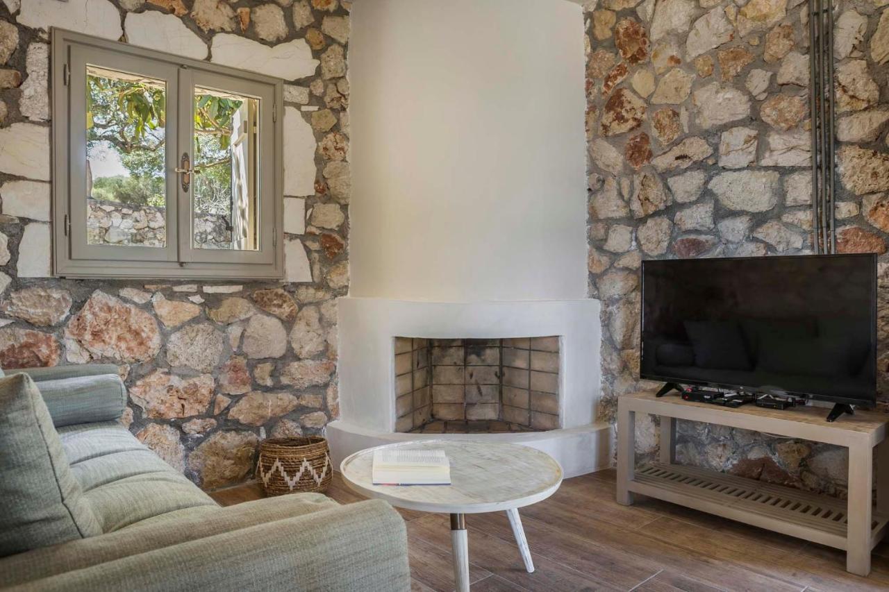 Ploes Luxury Cottages Pesádha Eksteriør billede