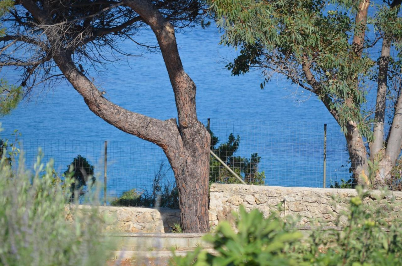 Ploes Luxury Cottages Pesádha Eksteriør billede