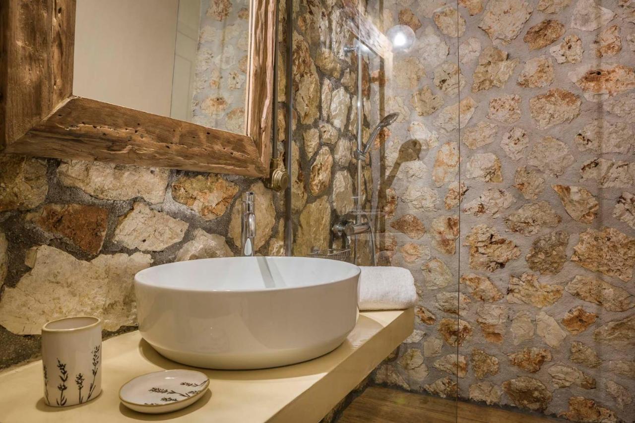 Ploes Luxury Cottages Pesádha Eksteriør billede