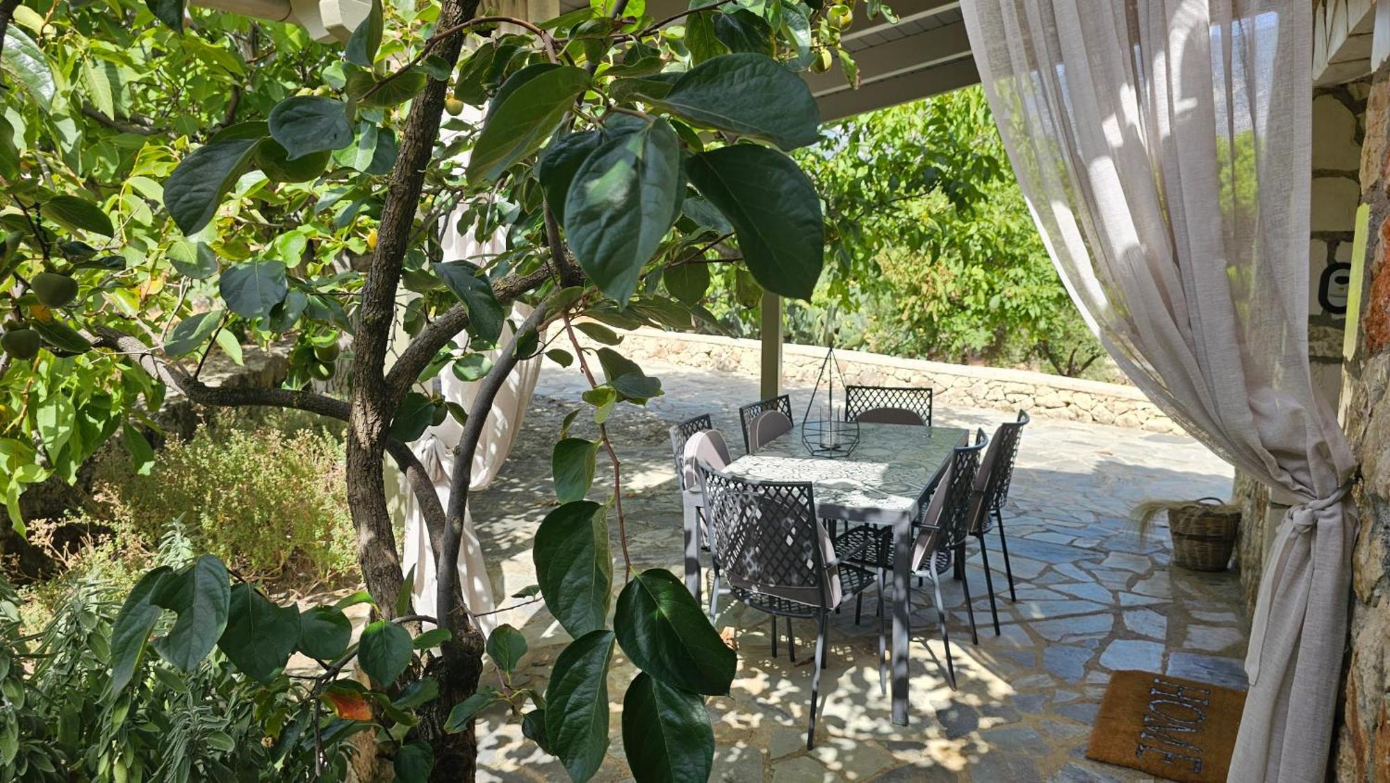 Ploes Luxury Cottages Pesádha Eksteriør billede
